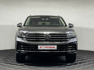 2026 Volkswagen Touareg III Рестайлинг, серый, 12980000 рублей, вид 2