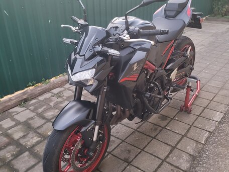 2021 Kawasaki Z 900, красный, 1200000 рублей, вид 2