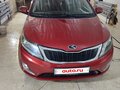 2013 Kia Rio 5-speed III, красный, 650000 рублей