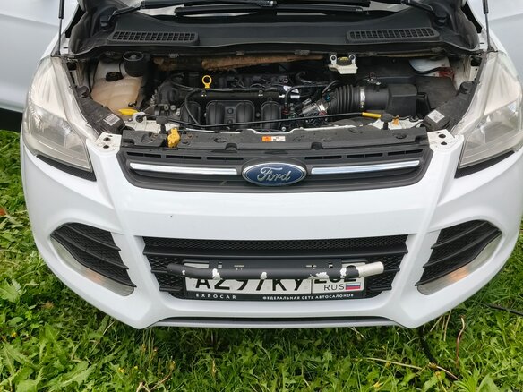 2016 Ford Kuga II, белый, 1330000 рублей - вид 1