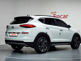 2018 Hyundai Tucson III Рестайлинг, белый, 1690000 рублей, вид 3