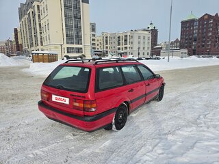 1993 Volkswagen Passat B4, красный, 149000 рублей, вид 4