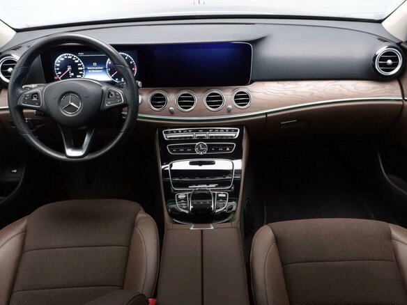 2016 Mercedes-Benz E-Класс 200 V (W213, S213, C238), зелёный, 3500000 рублей - вид 8