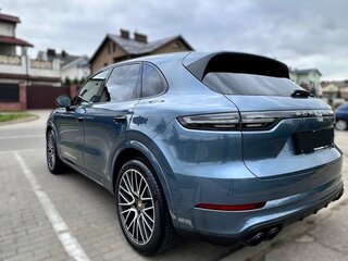 2019 Porsche Cayenne III, голубой, 4250000 рублей, вид 5