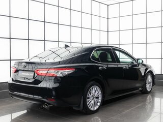 2019 Toyota Camry VIII (XV70), чёрный, 2649000 рублей, вид 4