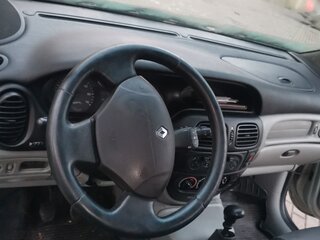 2000 Renault Scenic RX4 I Рестайлинг, серебристый, 380000 рублей, вид 5