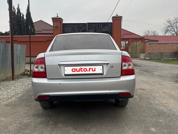 2015 Lada (ВАЗ) Priora I Рестайлинг, серебристый, 630000 рублей - вид 3