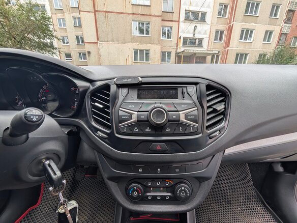 2018 Lada (ВАЗ) Vesta I, белый, 870000 рублей - вид 10