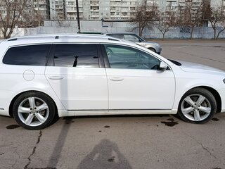 2011 Volkswagen Passat B7, белый, 900000 рублей, вид 3