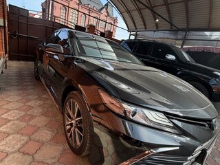 2023 Toyota Camry VIII (XV70) Рестайлинг, чёрный, 3800000 рублей, вид 2