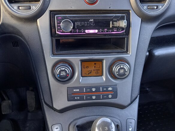 2007 Kia Carens II (UN), чёрный, 500000 рублей - вид 21