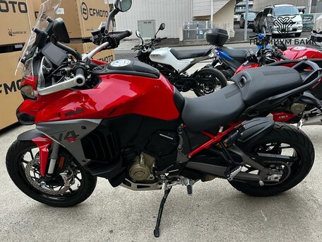 2025 Ducati Multistrada V4, красный, 2647000 рублей, вид 2