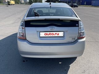 2011 Toyota Prius JDM II Рестайлинг (XW20), серебристый, 1200000 рублей, вид 3