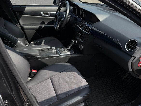 2012 Mercedes-Benz C-Класс 180 III (W204) Рестайлинг, чёрный - вид 9