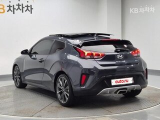 2018 Hyundai Veloster II, серый, 1415000 рублей, вид 3