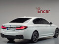 2022 BMW 5 серии 530i xDrive VII (G30/G31/G38) Рестайлинг, белый - вид 2