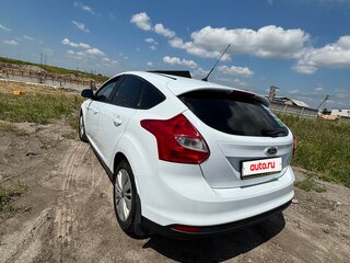 2012 Ford Focus III, белый, 550000 рублей, вид 3