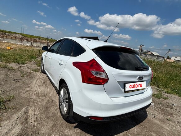 2012 Ford Focus III, белый, 550000 рублей - вид 2