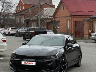 2021 Kia K5 III, чёрный, 2200000 рублей, вид 2