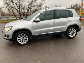 2011 Volkswagen Tiguan I Рестайлинг, серебристый, 1710000 рублей, вид 5