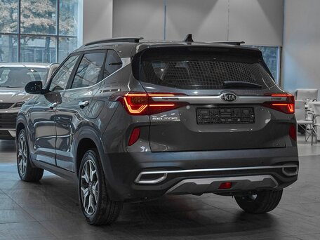 2021 Kia Seltos I, серый, 1849000 рублей, вид 4