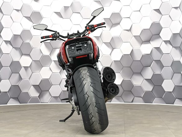 2015 Ducati Diavel, красный, 979000 рублей - вид 5