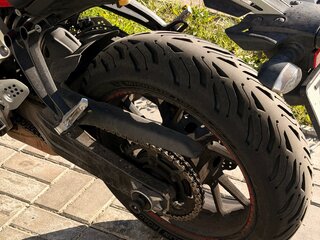 2015 Yamaha MT-07 (FZ-07), красный, 480000 рублей, вид 3