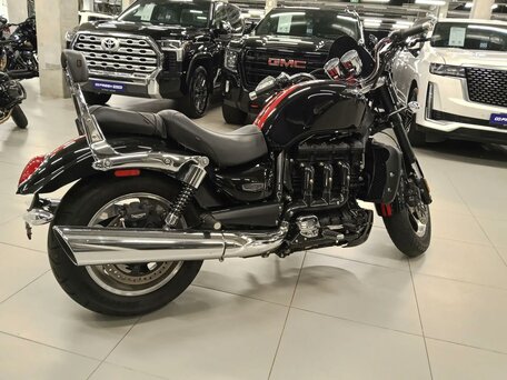 2017 Triumph Rocket III, чёрный, 1515000 рублей, вид 4