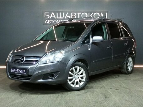 Opel Zafira B Рестайлинг