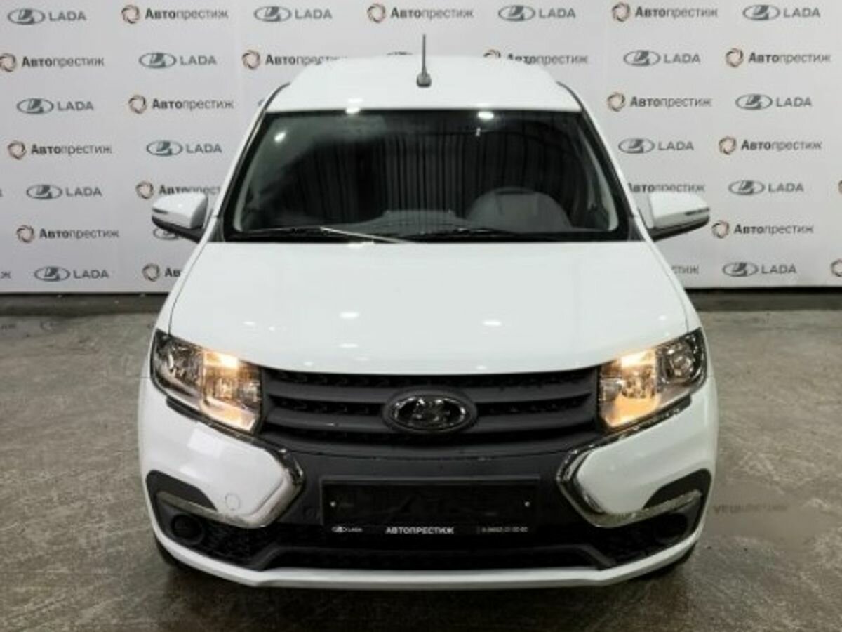 Открыть фотографии: Lada (ВАЗ) Largus I Рестайлинг