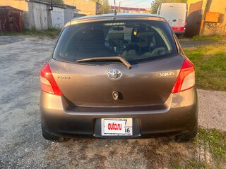 2008 Toyota Yaris Multimode II, серый, 600000 рублей, вид 4