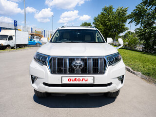 2019 Toyota Land Cruiser Prado 150 Series Рестайлинг 2, белый, 4570000 рублей, вид 2