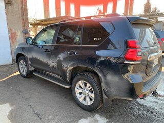2019 Toyota Land Cruiser Prado 150 Series Рестайлинг 2, чёрный, 4750000 рублей, вид 5
