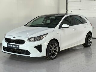 2019 Kia Ceed III, белый, 1689000 рублей, вид 3