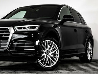 2018 Audi Q5 II (FY), чёрный, 2499000 рублей, вид 2
