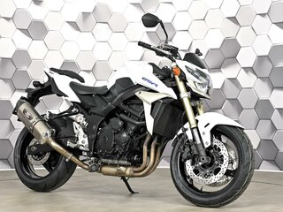 Suzuki GSR 750