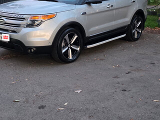 2015 Ford Explorer V, серый, 2500000 рублей, вид 3