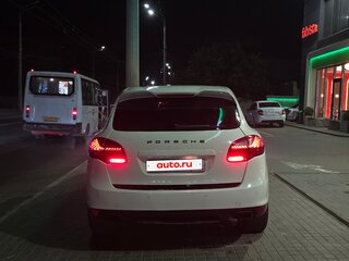2010 Porsche Cayenne II (958), белый, 1480000 рублей, вид 2