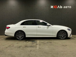 2020 Mercedes-Benz E-Класс 220 d V (W213, S213, C238) Рестайлинг, белый, 5050000 рублей, вид 4