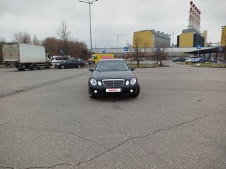 2007 Mercedes-Benz E-Класс 200 III (W211, S211) Рестайлинг, чёрный, 850000 рублей, вид 2