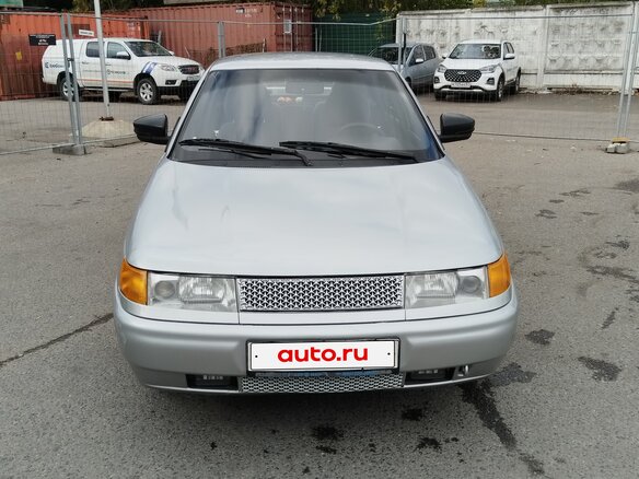 2003 Lada (ВАЗ) 2110, серебристый, 210000 рублей - вид 2
