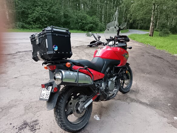 2005 Suzuki V-Strom DL 650, красный, 415000 рублей - вид 11