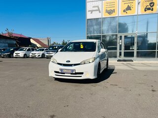 2010 Toyota Wish II, белый, 1249000 рублей, вид 2