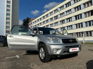 2004 Toyota RAV4 II (XA20) Рестайлинг, серебристый, 1200000 рублей, вид 4