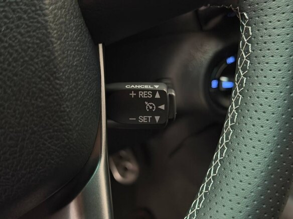 2025 Toyota Hilux VIII Рестайлинг 2, белый, 7290000 рублей - вид 13