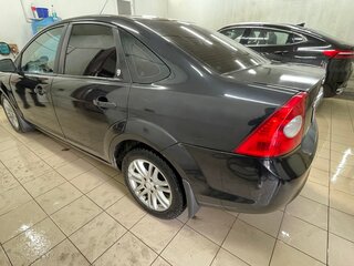 2008 Ford Focus II Рестайлинг, чёрный, 510000 рублей, вид 5