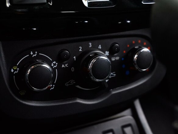 2018 Renault Duster I Рестайлинг, белый, 1468000 рублей - вид 12