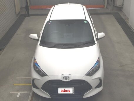 Toyota Yaris IV