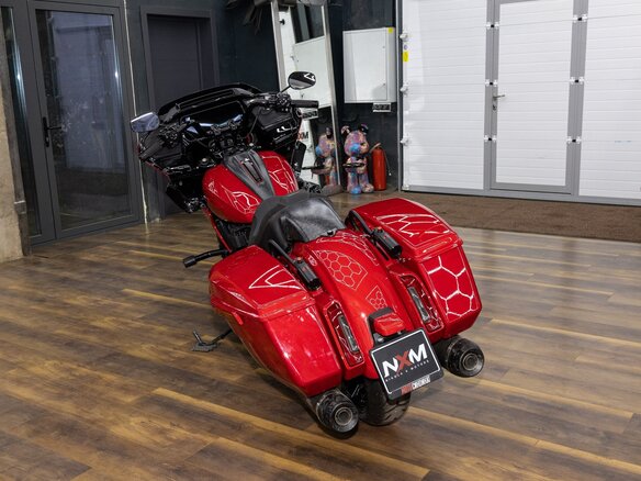 2025 Harley-Davidson CVO Road Glide ST, чёрный, 5990000 рублей - вид 17