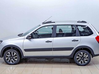 2026 Lada (ВАЗ) Granta Cross I Рестайлинг, серебристый, 1246000 рублей, вид 2